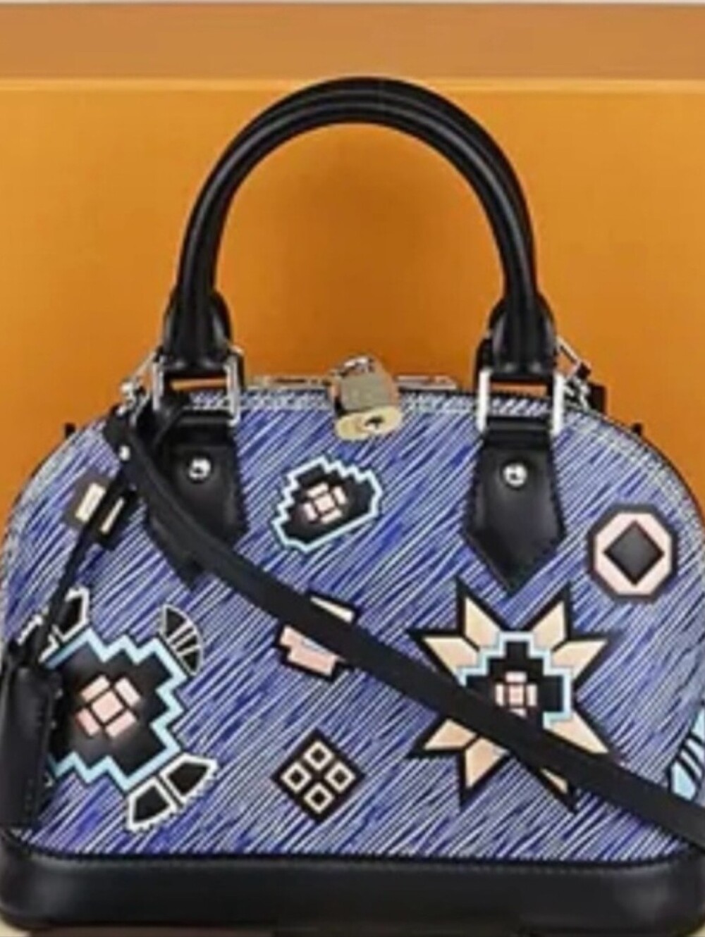 LOUIS VUITTON Epi Azteque Alma BB in Denim Light - Picture 3 of 14
